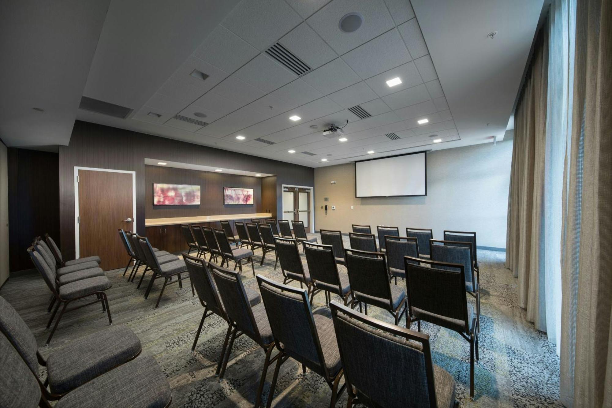 Courtyard By Marriott Russellville Extérieur photo