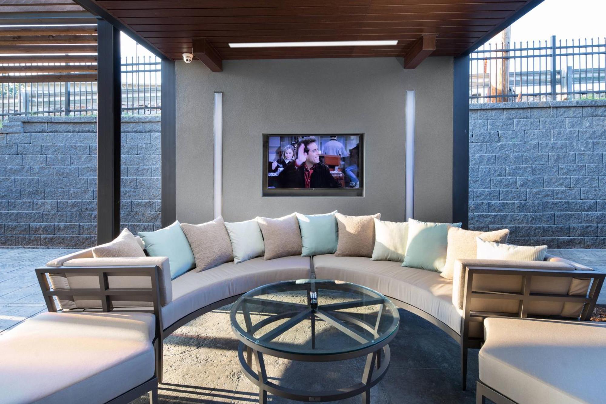 Courtyard By Marriott Russellville Extérieur photo